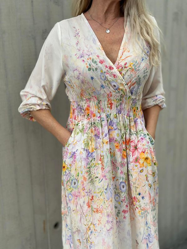 Nikki dress hvit
